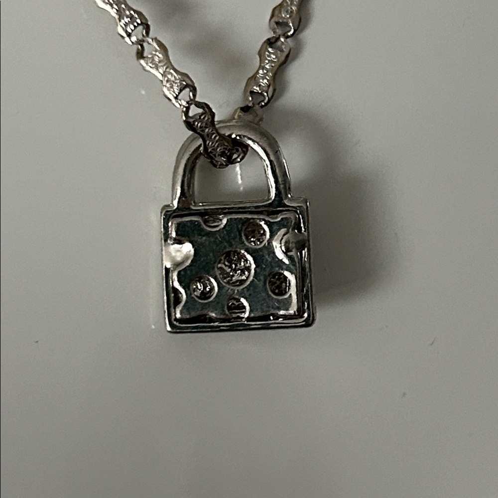 CC Quilted HandBag Silver Pendant - Picture 7 of 8